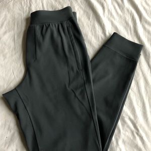Lululemon Men’s Sojourn Jogger Pant